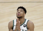 雷速-关于字母哥连续七场比赛得分超过连败，勇士挑战极限！的信息