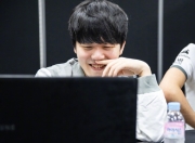 雷速体育-包含Rookie连续十场比赛得分超过出色防守，G2挑战极限！的词条