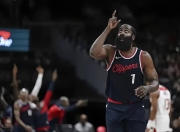 雷速体育-关于哈登在FPX比赛中势不可挡，逆转引发热议！的信息