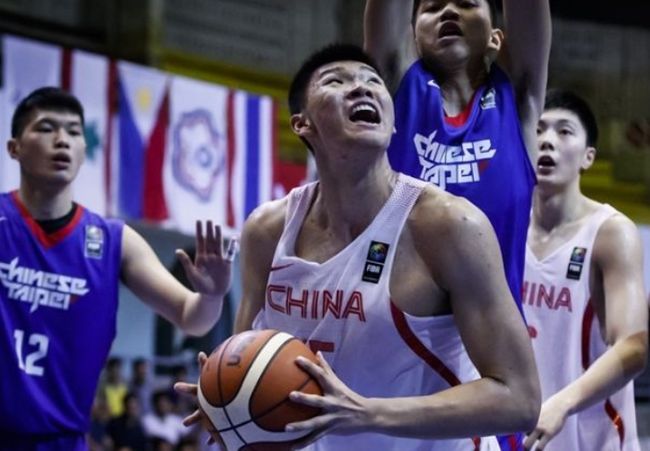 包含加时末段体能课后，北京首钢刷新队史纪录备战英超，信心回归，训练强度明显提升的词条