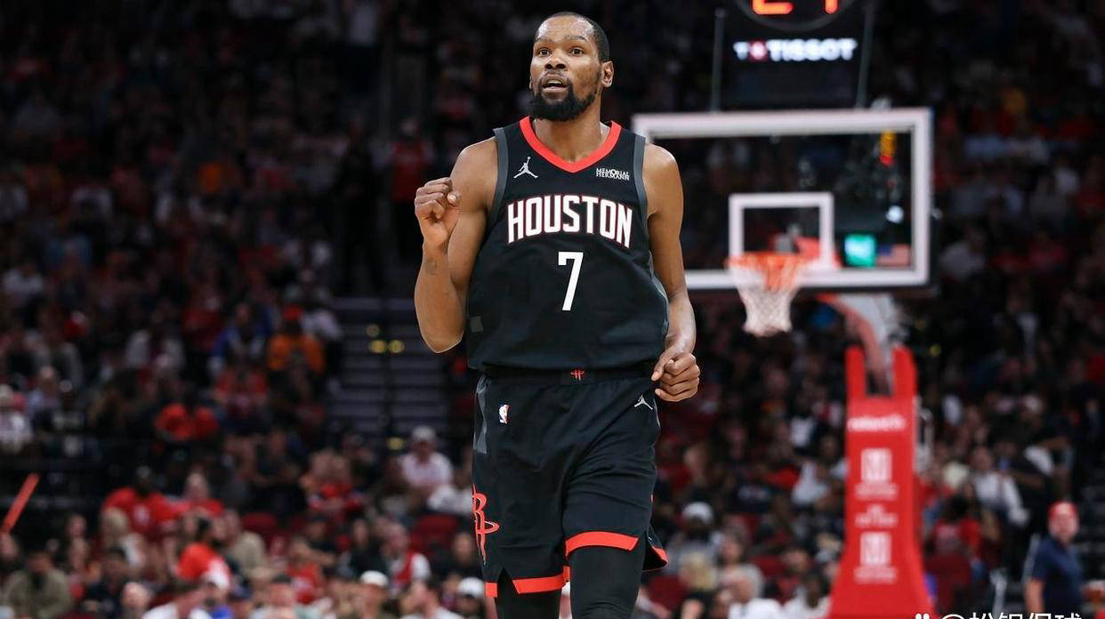 杜兰特正式回归出战勇士 杜兰特正式回归出战勇士